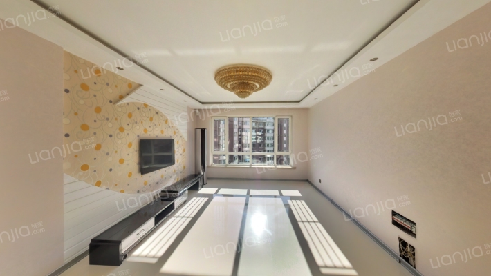 隆德华府二手房实景图