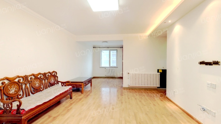 山顶御金城二手房实景图