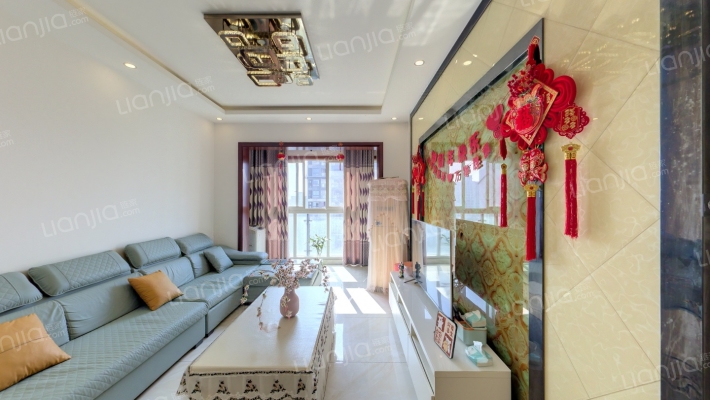 在水一方二期二手房实景图