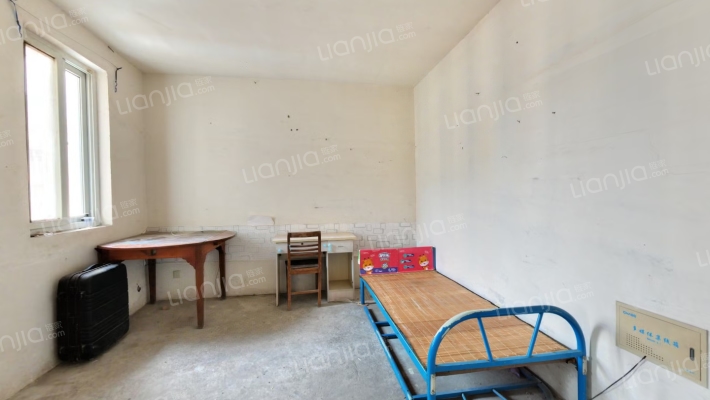 鼎泰家园二手房实景图