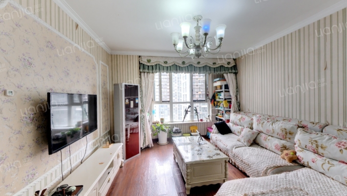 高山流水幸福快车东区二手房实景图