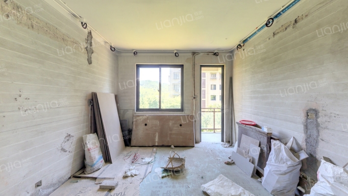 中龙•龙萃苑二手房实景图