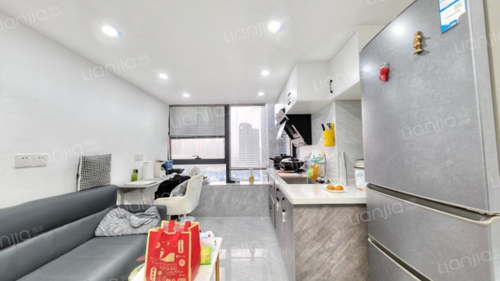 青花东岸二手房实景图