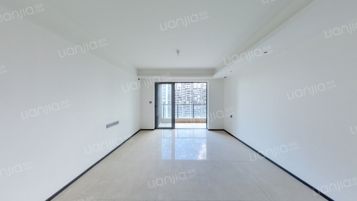 美的·东樾湾二手房实景图