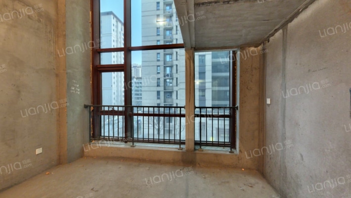 上善颐园蓼汀苑二手房实景图