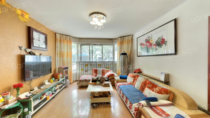 泉城花园二手房实景图