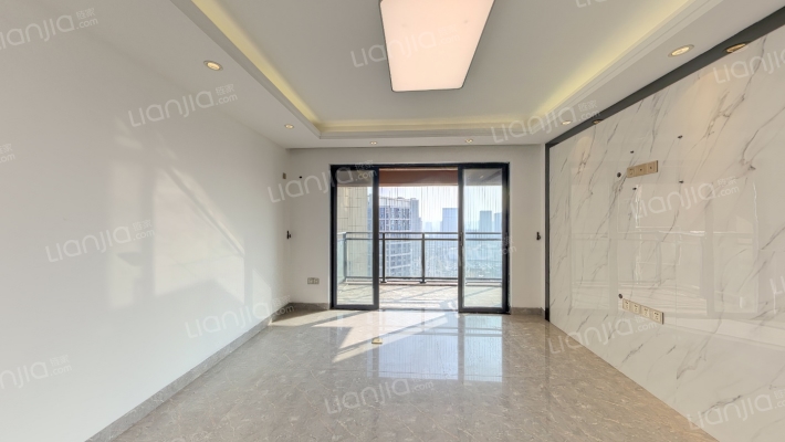 融创御府二手房实景图