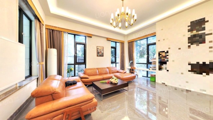 佘山玺樾二手房实景图