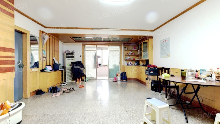 产寿险保险公司家属院二手房实景图