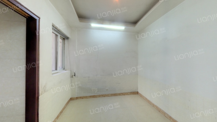 六虹锦苑二手房实景图