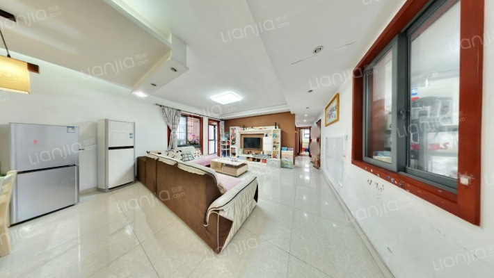 宏信南樾二手房实景图