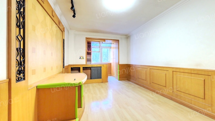 原新西路二手房实景图