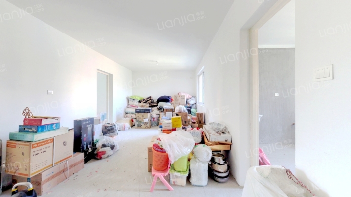 江畔花苑北区二手房实景图