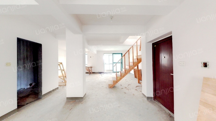 云鹤水岸绿苑二手房实景图