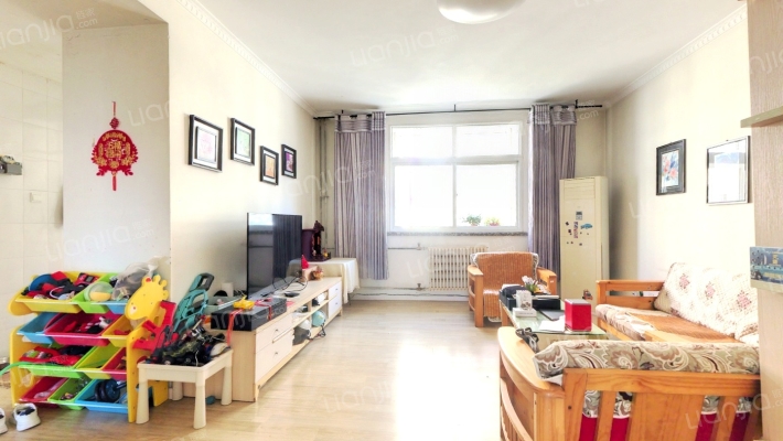 四通湖滨小区二手房实景图