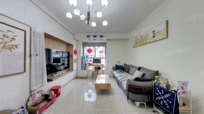 英国小镇知更园二手房实景图