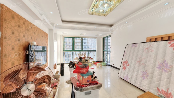 南阳百合小区二手房实景图