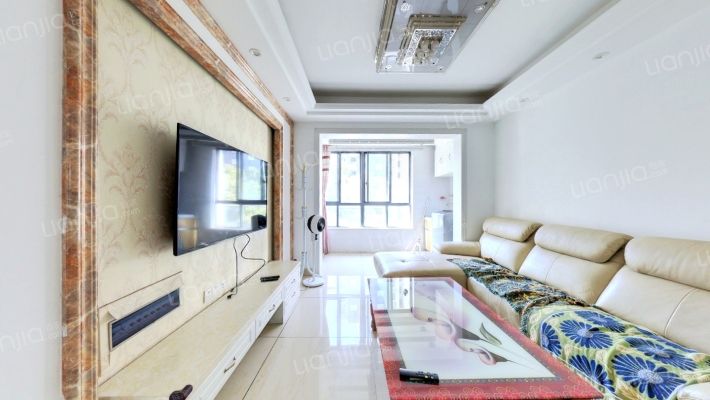 港新花苑二手房实景图