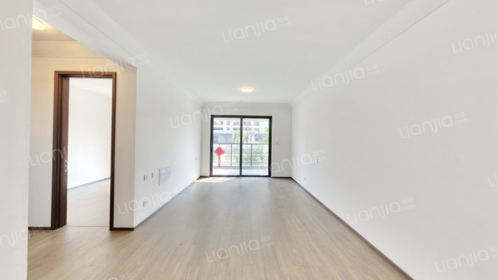 世茂璀璨江南二手房实景图