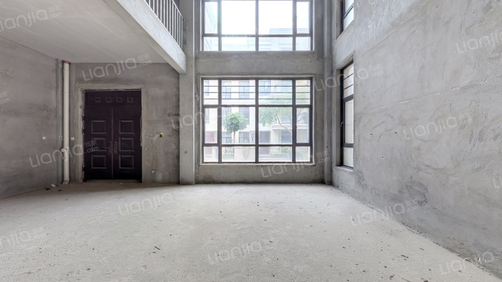 御园二手房实景图