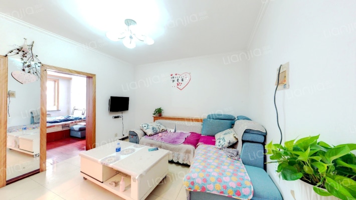 德鑫花园小区二手房实景图