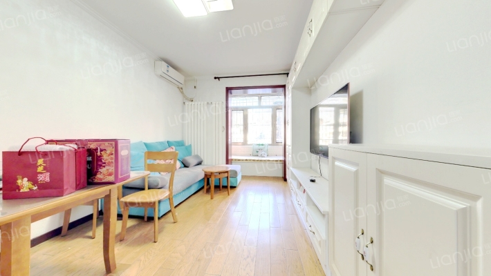 红居斜街4号院二手房实景图