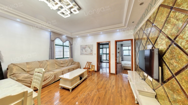 新兰雅苑二手房实景图