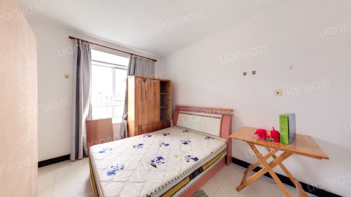 爱博五村二手房实景图