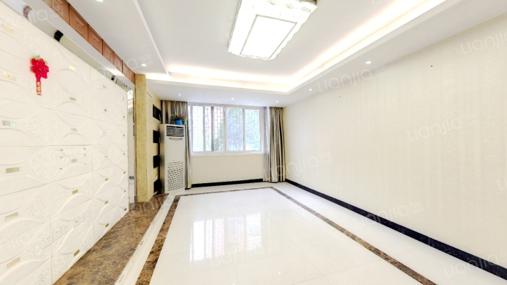 漓江花园二手房实景图