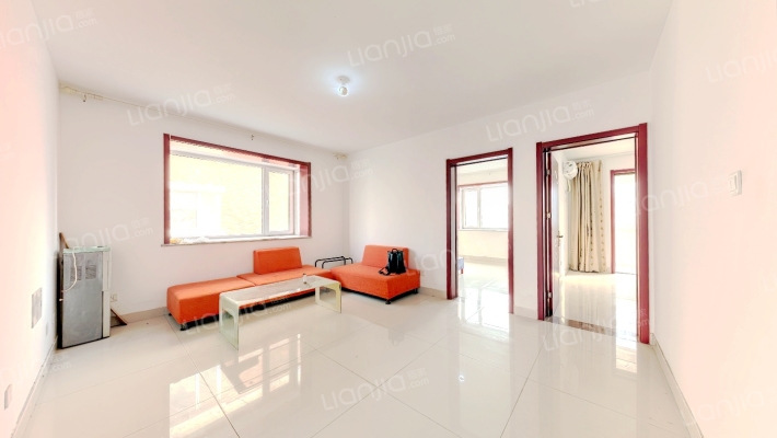 西贾新村二手房实景图