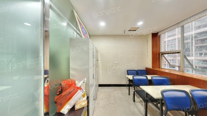 立海大厦二手房实景图