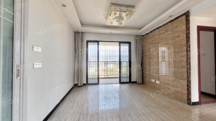 德丰湾畔福邸二手房实景图