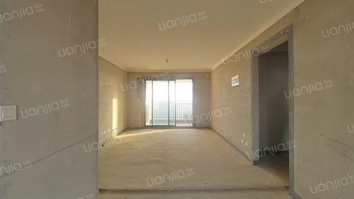 鲁山建业桂园二手房实景图