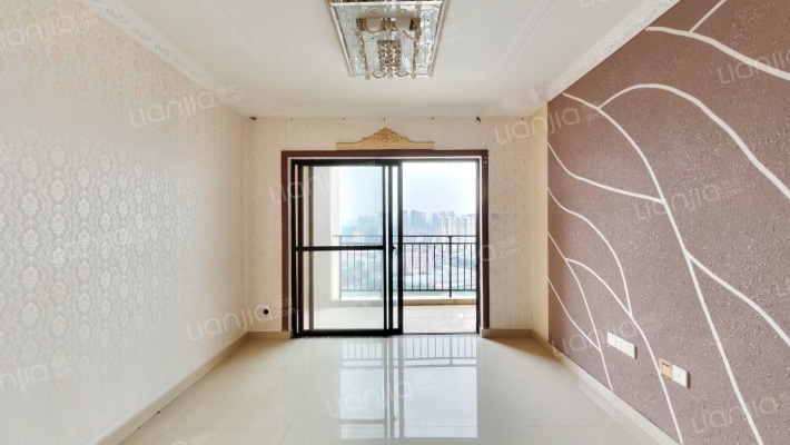 保利城B区二手房实景图