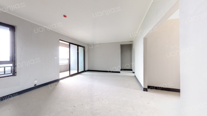 水岸公园二手房实景图