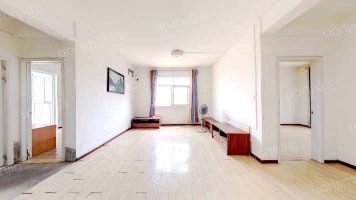 中泰花园二手房实景图