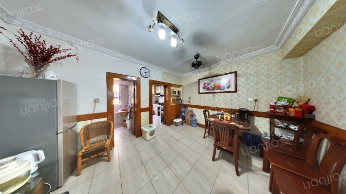 云盘二村二手房实景图