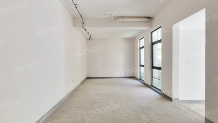 龙湖舜山府二手房实景图