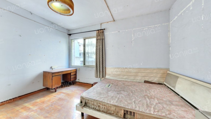 新村河边街5号二手房实景图