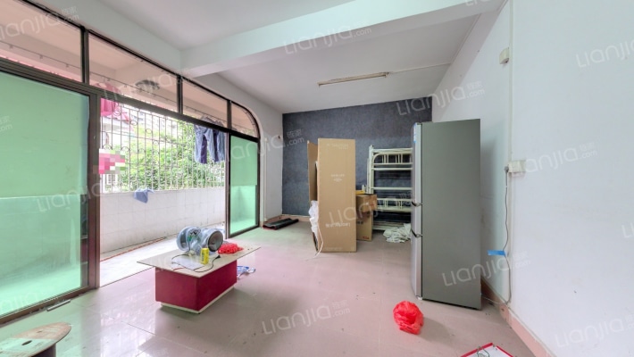 颐富苑二手房实景图