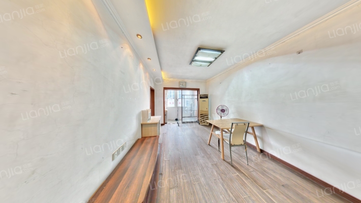 东井村20号小区二手房实景图