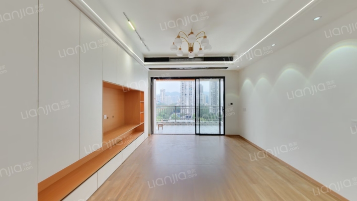 春风绿苑二手房实景图