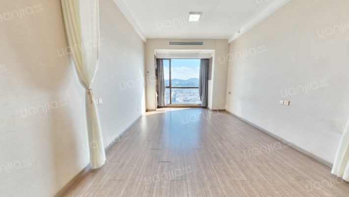 钱王财富中心二手房实景图