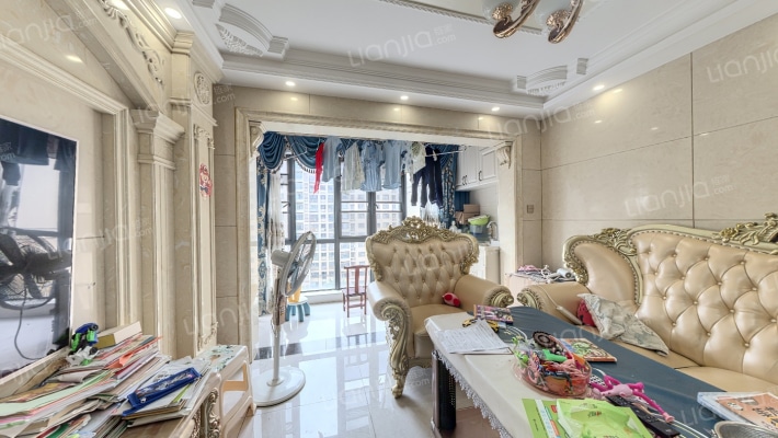中建芙蓉嘉苑二手房实景图