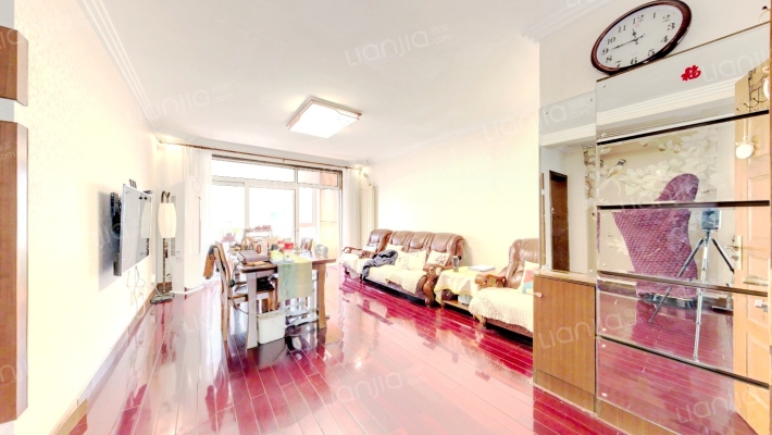 湖光山色二手房实景图