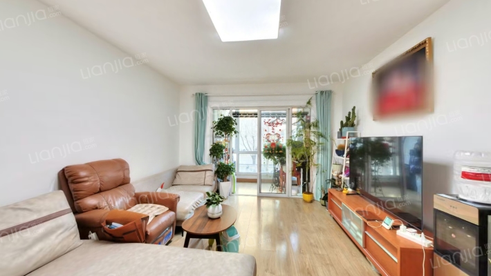 太阳国际公馆二手房实景图