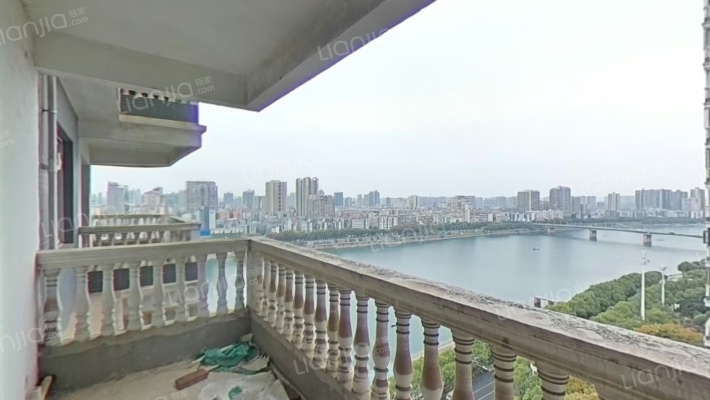 华泽钱江苑二手房实景图