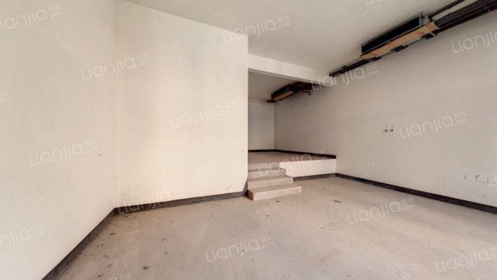 龙湖东桥郡四组团二手房实景图