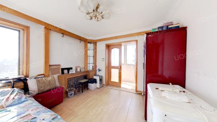 近园里小区二手房实景图