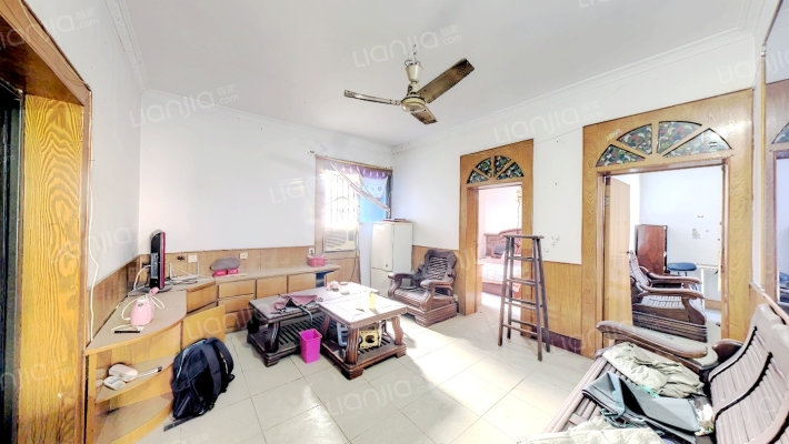 东路三小区二手房实景图